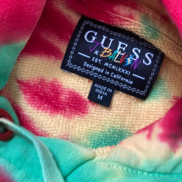 Guess - Picture 5 of 5